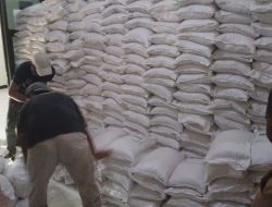 Pemerintah Desa (Pemdes)  Gaga Kecamatan Paku Haji Kabupaten Tangerang -Banten Disaat Hari Jumat 28 Agustus 2026 itu telah Menerima 6429 Kg Beras yang masing-masing Warga Desa Gaga Untuk Per-Kk itu dengan  berhak menerima Pendistribusian bentuk  1 Karung Beras dengan isinya berjumlah 10 Liter  x 3 Karung  = 30 Liter